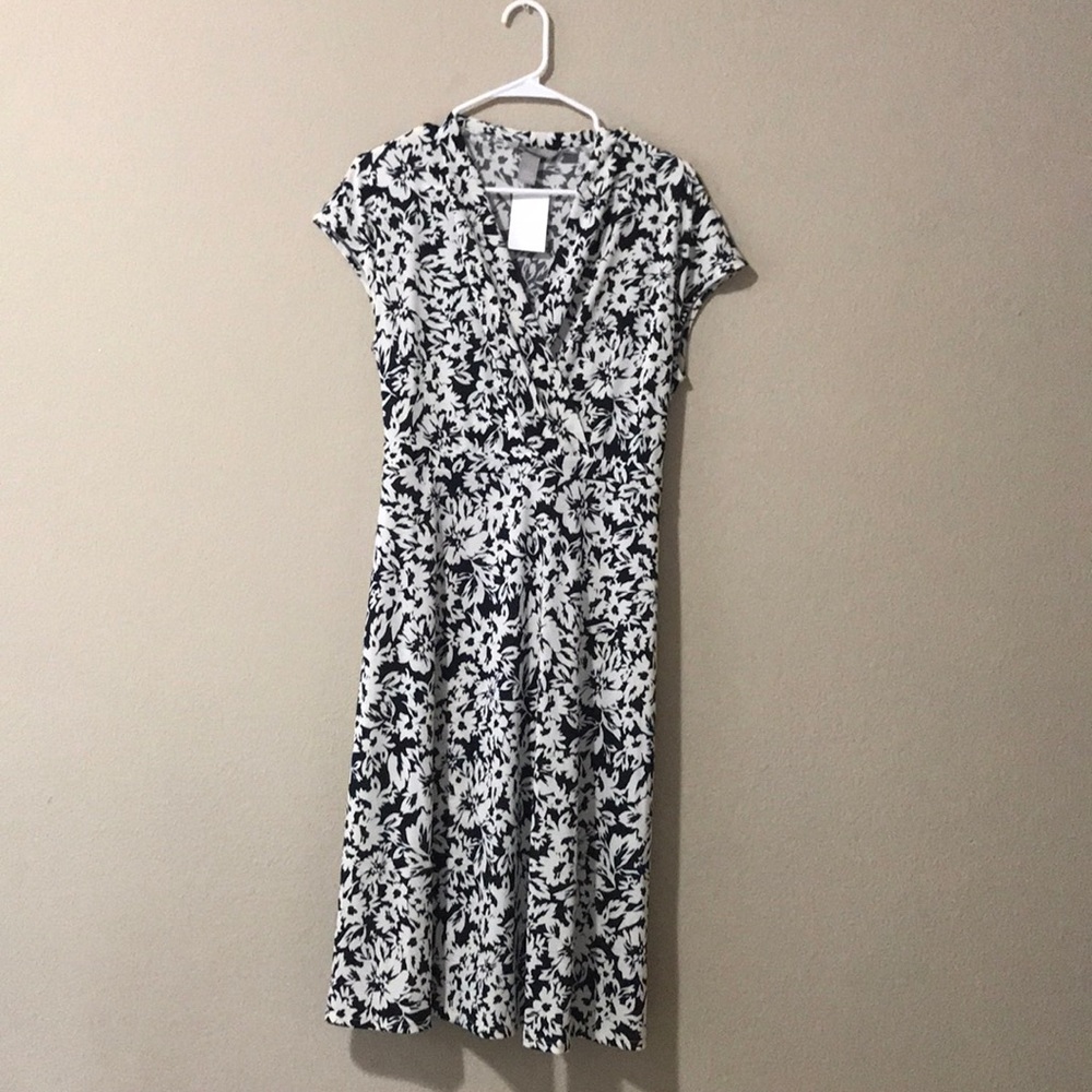 h&m dress (below the knee)